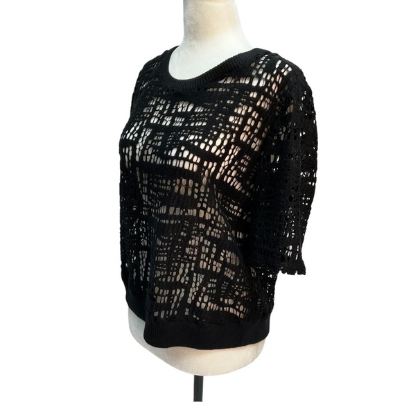 ADDISON Black Short Sleeve Perforated Fabric Cropped Size M - Picture 4 of 9